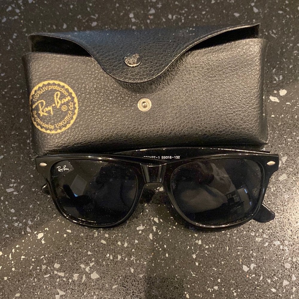 Ray ban pretty new sunglasses